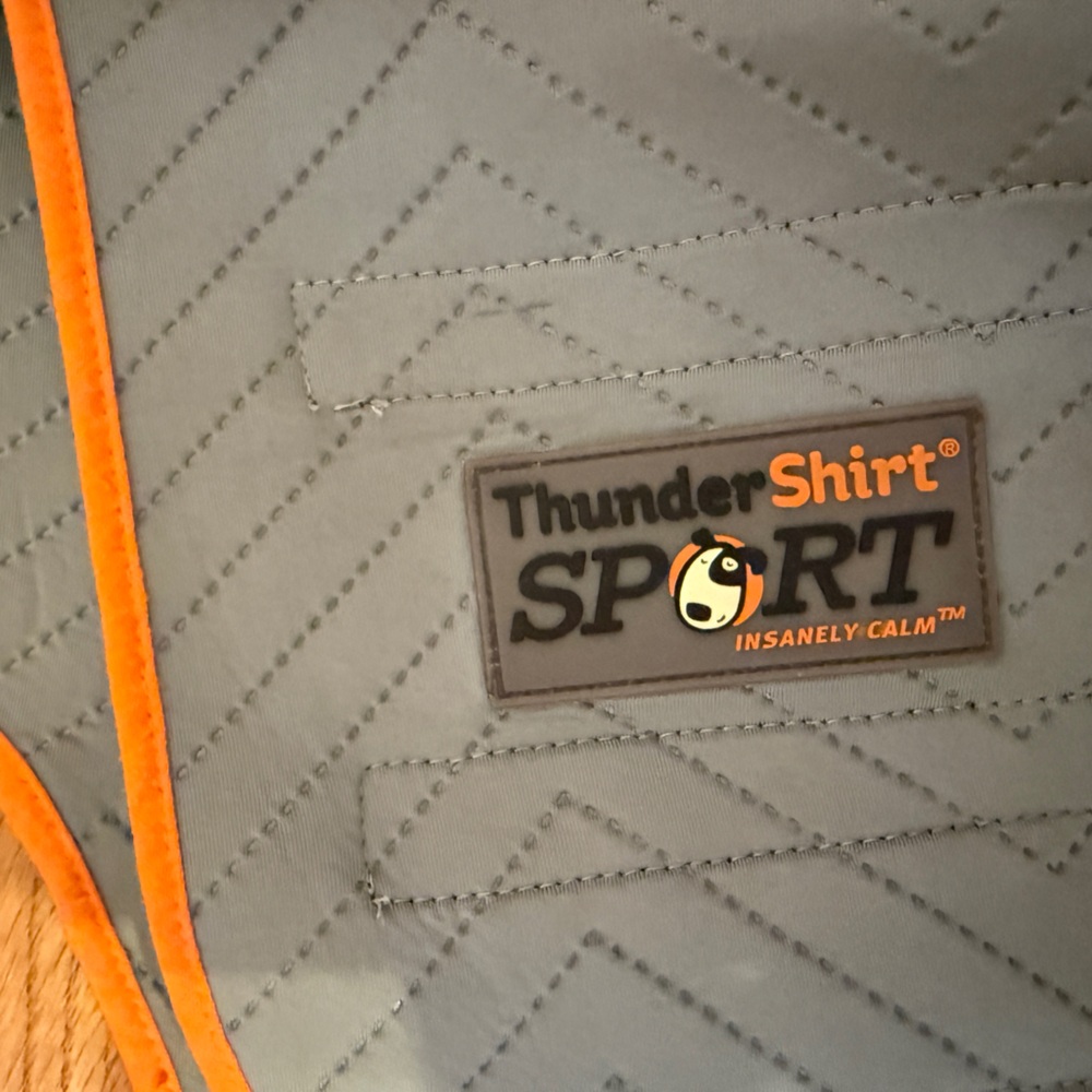 ⚡️ ThunderShirt by Sport Dog - Picture 2 of 5